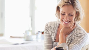 woman researching how a Roth IRA grows
