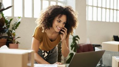 woman starting a side hustle